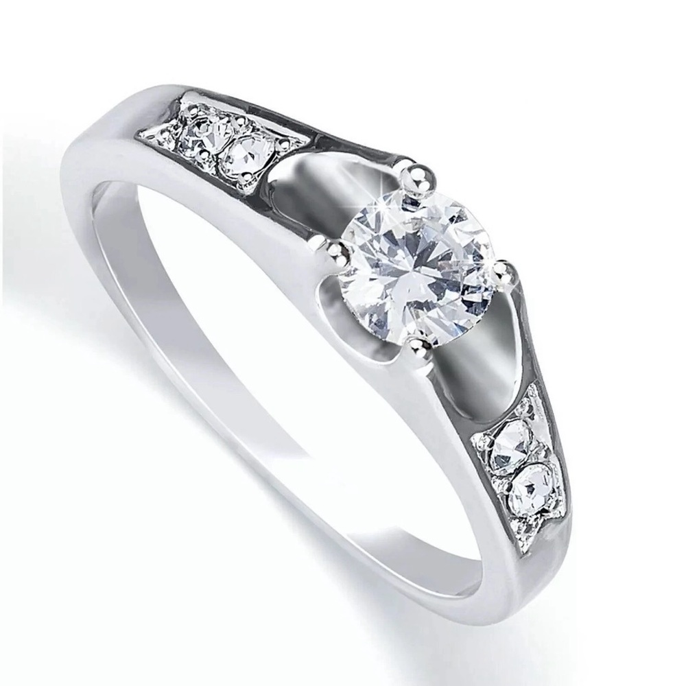 Elegant Silver Ring gold plated with Clear Stones